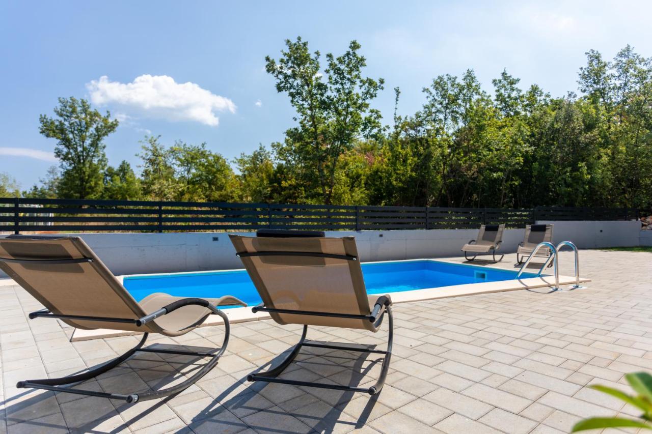 Neda Appartement *